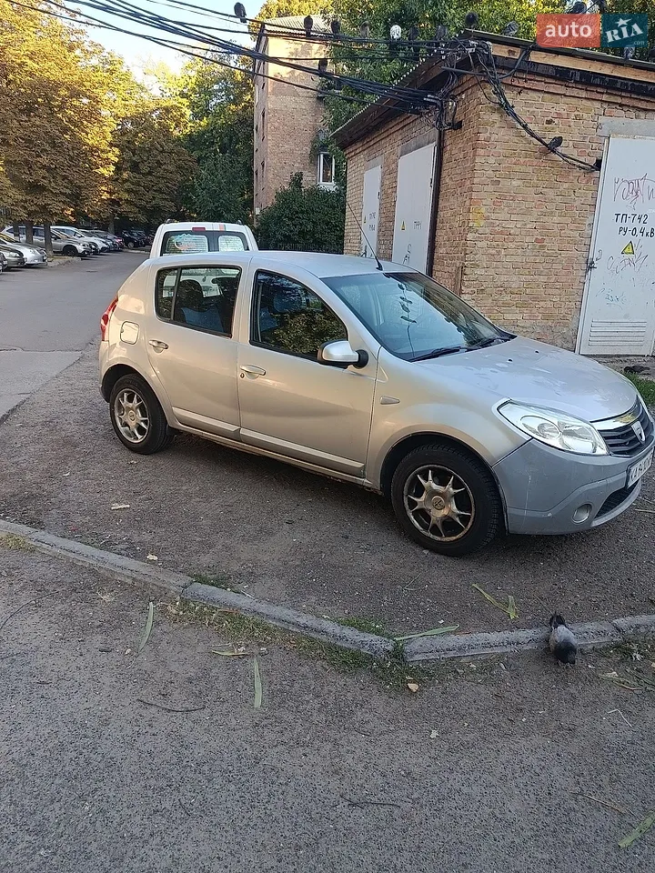 2011 Dacia Sandero - мініатюра 9