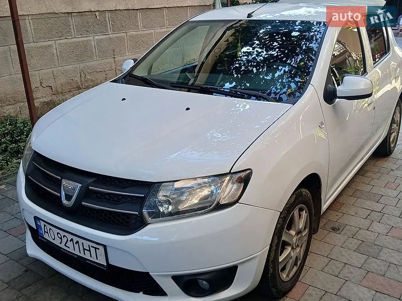 Dacia Sandero 2013