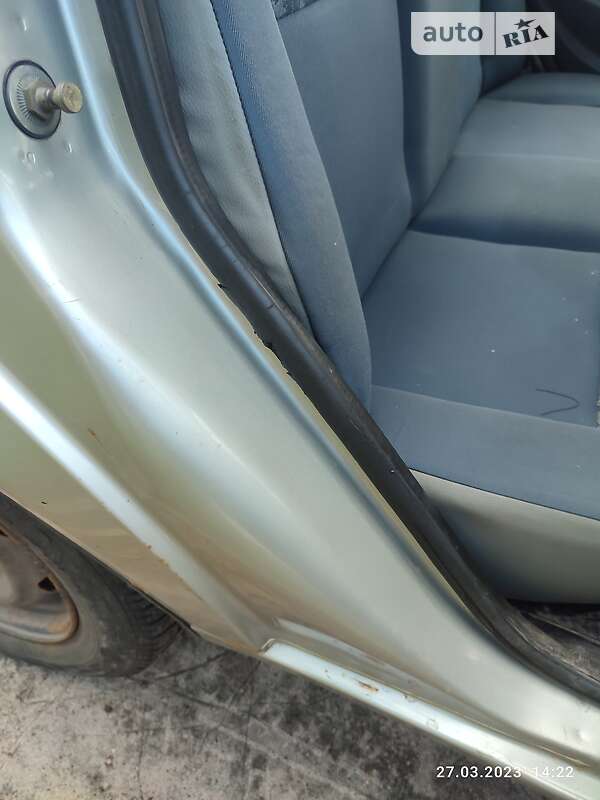 Хэтчбек Dacia Solenza 2004 в Каменском