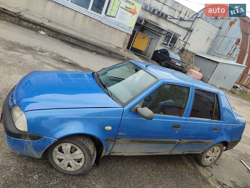 Седан Dacia Solenza 2003 в Львове