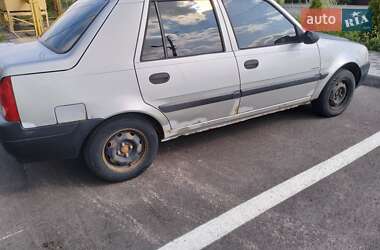 Седан Dacia Solenza 2004 в 