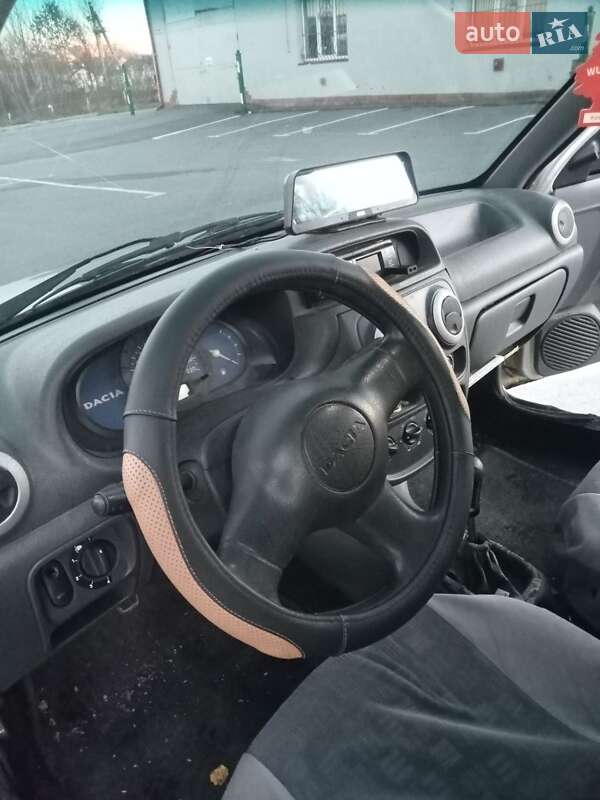 Седан Dacia Solenza 2003 в Тернополе