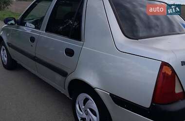 Седан Dacia Solenza 2004 в 
