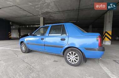 Седан Dacia Solenza 2004 в 