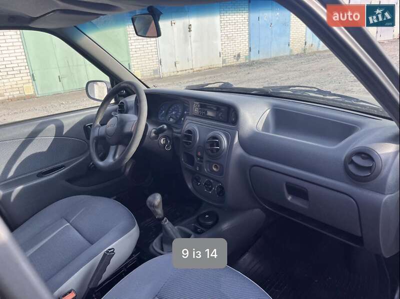 Седан Dacia Solenza 2003 в Львове фото 9 Седан Dacia Solenza 2003 в Львове