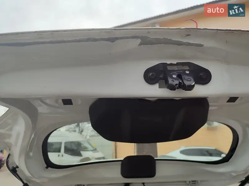 Позашляховик / Кросовер Dacia Spring 2023 в 