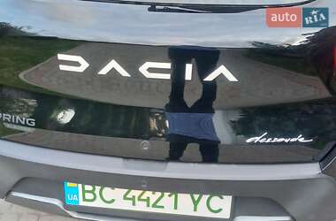 Внедорожник / Кроссовер Dacia Spring 2022 в 
