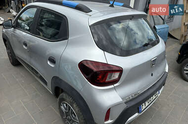 Внедорожник / Кроссовер Dacia Spring 2020 в 