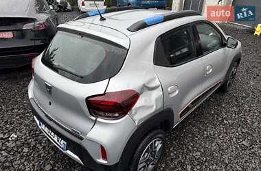 Внедорожник / Кроссовер Dacia Spring 2020 в 