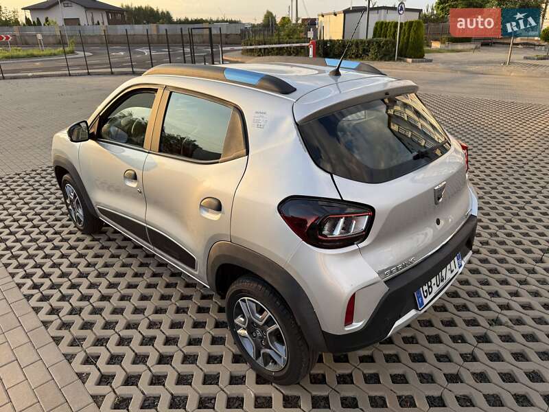 Позашляховик / Кросовер Dacia Spring 2021 в Луцьку