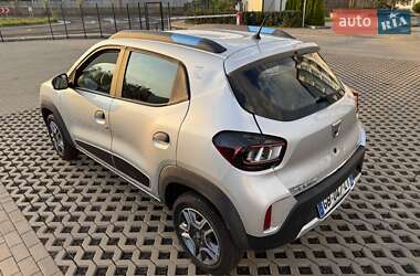 Позашляховик / Кросовер Dacia Spring 2021 в 