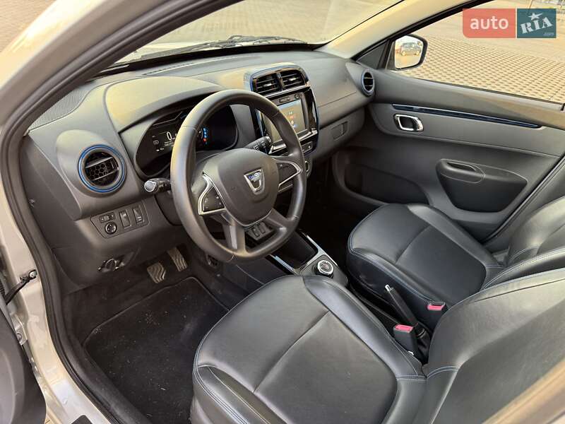 Позашляховик / Кросовер Dacia Spring 2021 в Луцьку