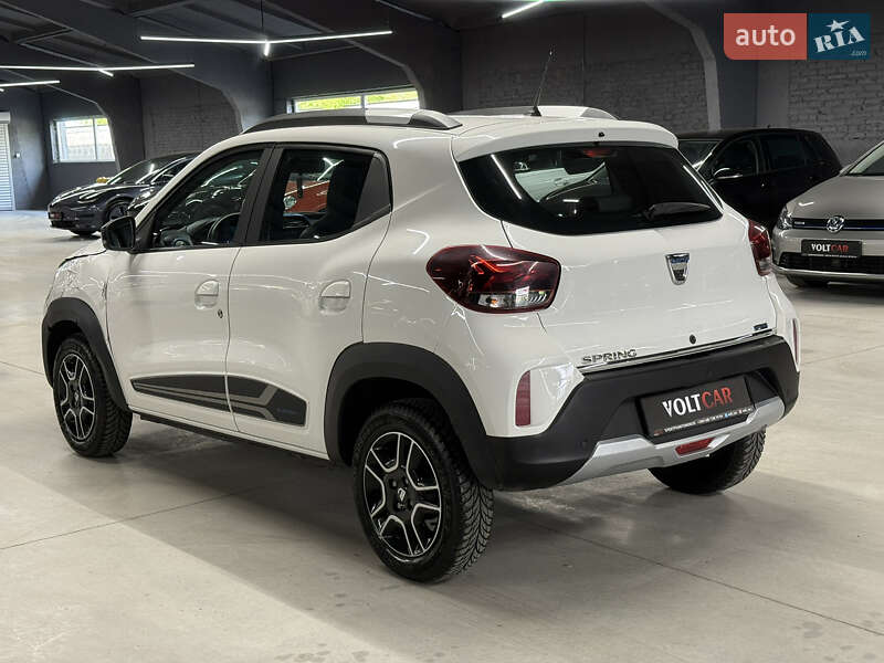 Внедорожник / Кроссовер Dacia Spring 2022 в Владимире