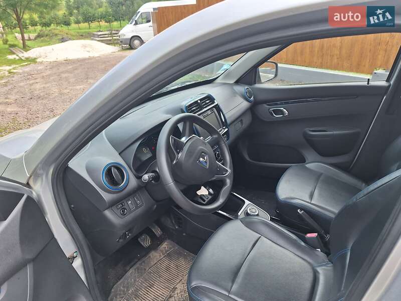 Внедорожник / Кроссовер Dacia Spring 2020 в Львове