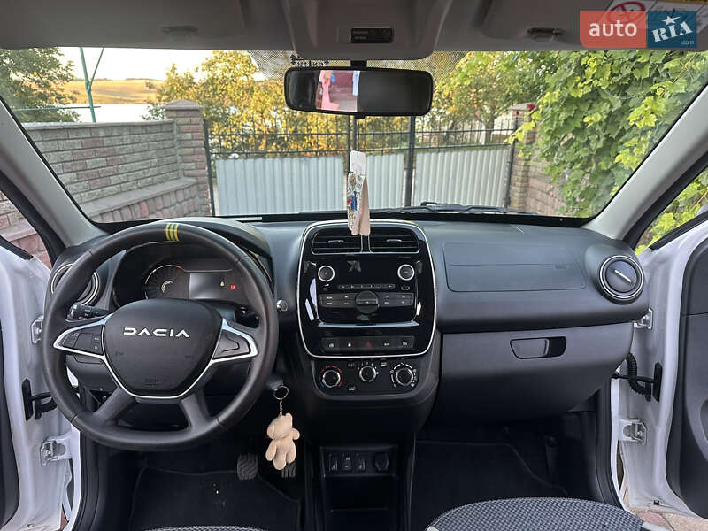 Позашляховик / Кросовер Dacia Spring 2023 в Кременці