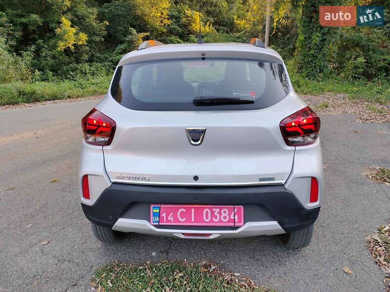 Позашляховик / Кросовер Dacia Spring 2022 в Києві