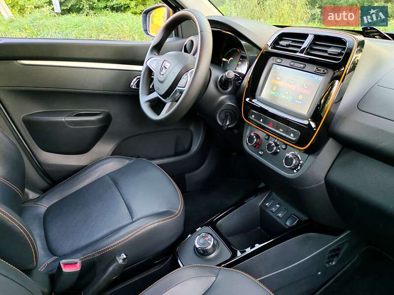 Позашляховик / Кросовер Dacia Spring 2022 в Києві