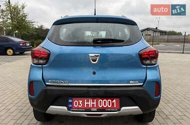 Позашляховик / Кросовер Dacia Spring 2023 в 