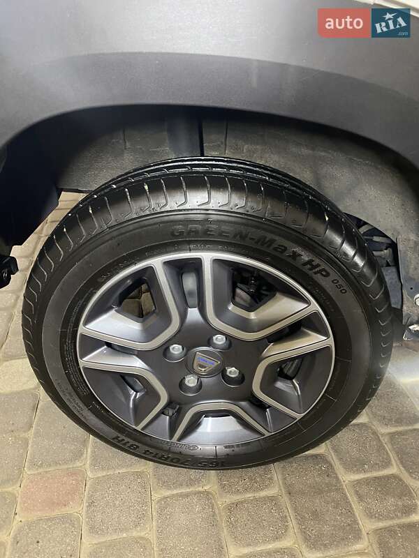 Внедорожник / Кроссовер Dacia Spring 2021 в Коломые