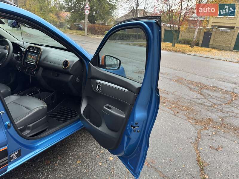 Позашляховик / Кросовер Dacia Spring 2022 в Дніпрі фото 26 Позашляховик / Кросовер Dacia Spring 2022 в Дніпрі