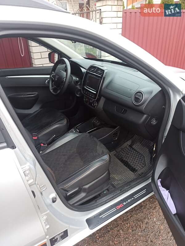 Позашляховик / Кросовер Dacia Spring 2022 в Житомирі фото 21 Позашляховик / Кросовер Dacia Spring 2022 в Житомирі