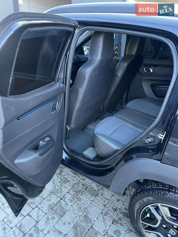 Внедорожник / Кроссовер Dacia Spring 2022 в Рожнове