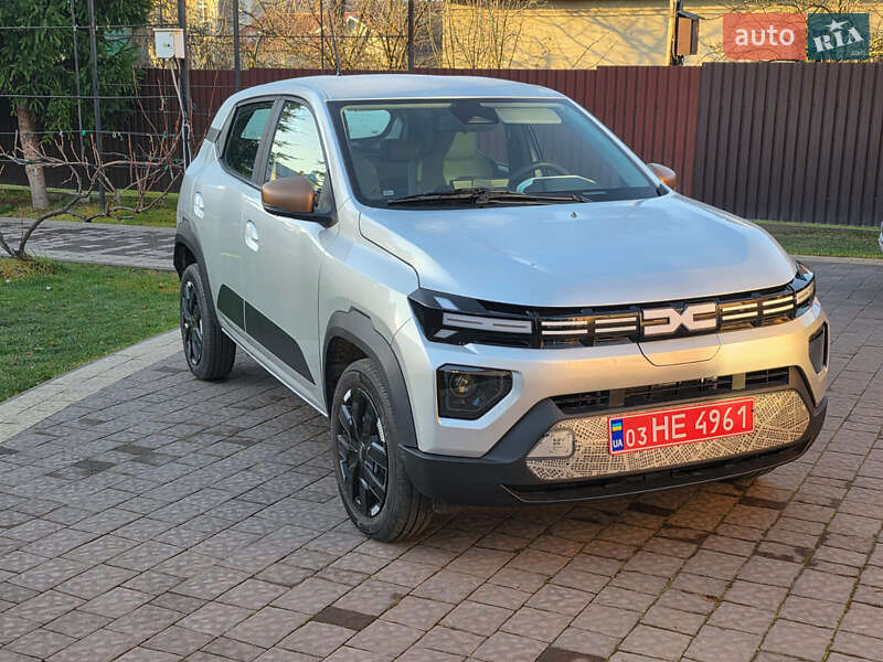 Внедорожник / Кроссовер Dacia Spring 2025 в Самборе