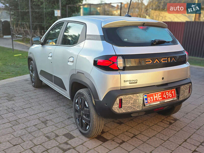 Внедорожник / Кроссовер Dacia Spring 2025 в Самборе