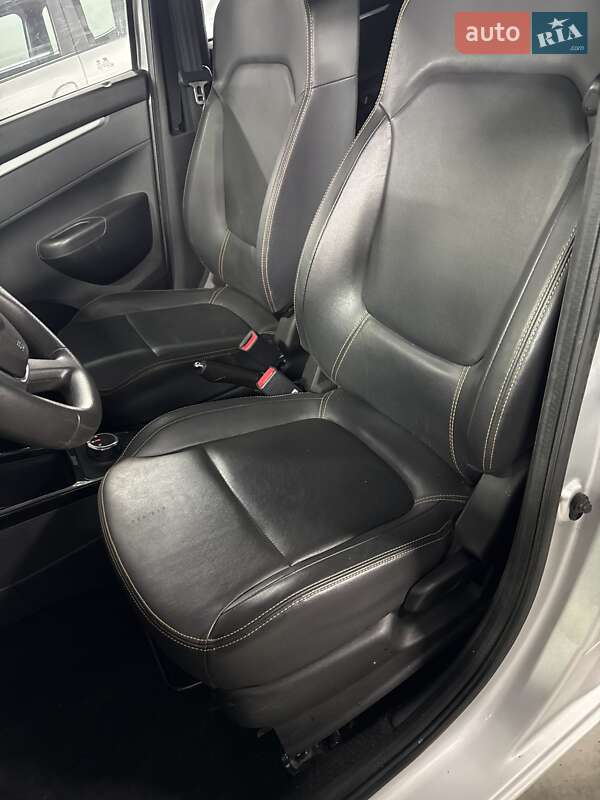 Внедорожник / Кроссовер Dacia Spring 2022 в Луцке