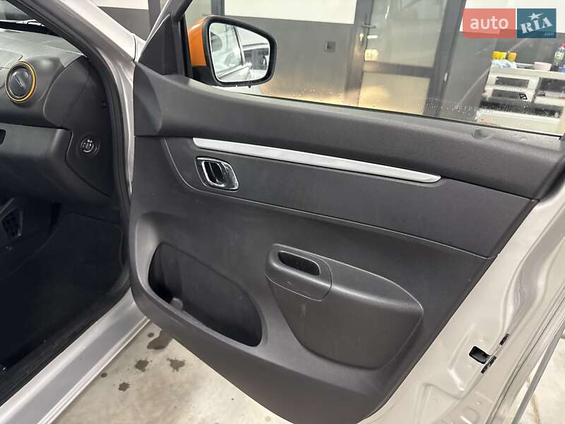 Внедорожник / Кроссовер Dacia Spring 2022 в Луцке