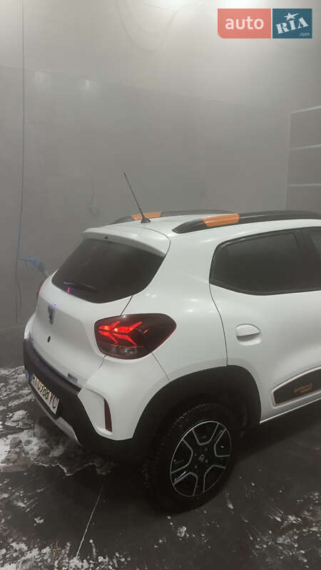 Позашляховик / Кросовер Dacia Spring 2021 в Києві