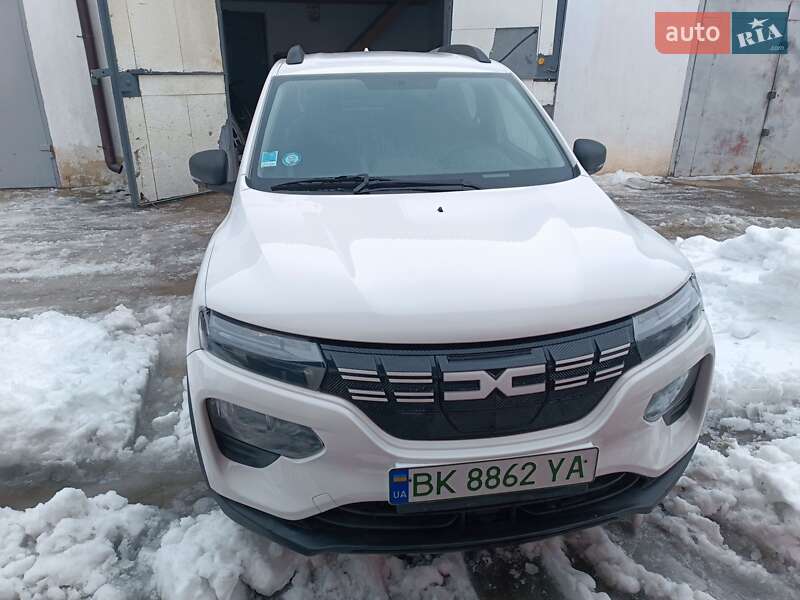 Позашляховик / Кросовер Dacia Spring 2023 в Дубні