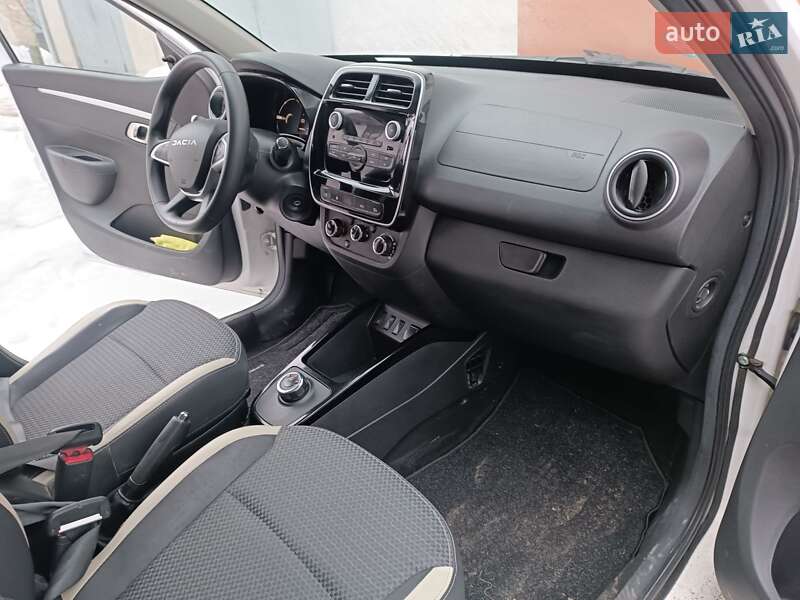 Позашляховик / Кросовер Dacia Spring 2023 в Дубні