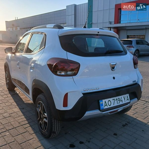 Позашляховик / Кросовер Dacia Spring 2022 в Ужгороді
