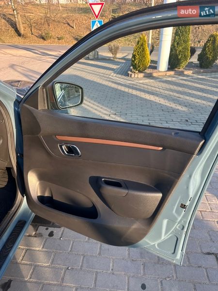 Внедорожник / Кроссовер Dacia Spring 2023 в Выгоде