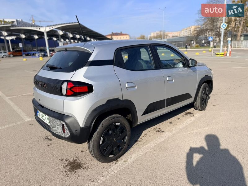 Позашляховик / Кросовер Dacia Spring 2024 в Львові