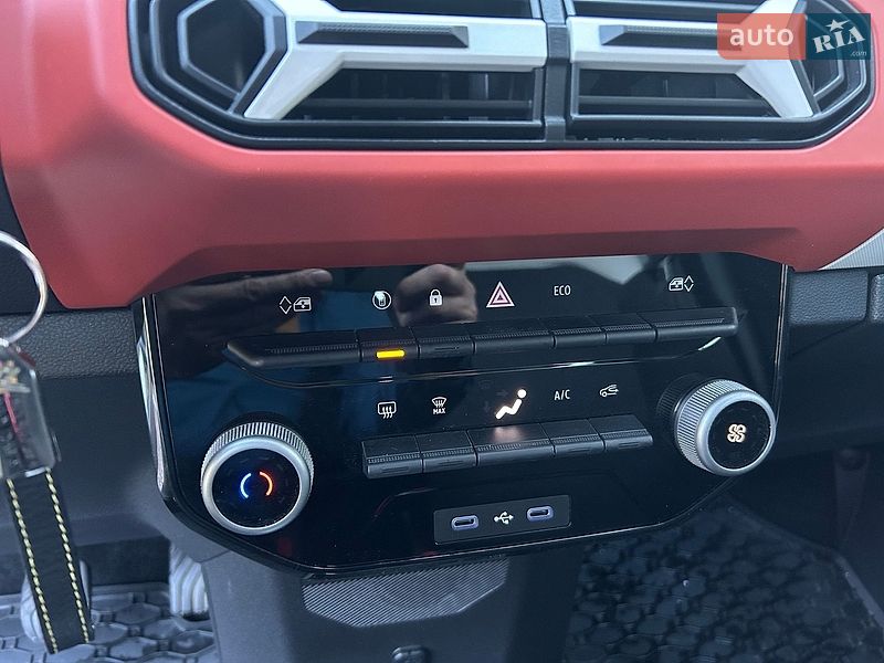 Внедорожник / Кроссовер Dacia Spring 2024 в Ровно