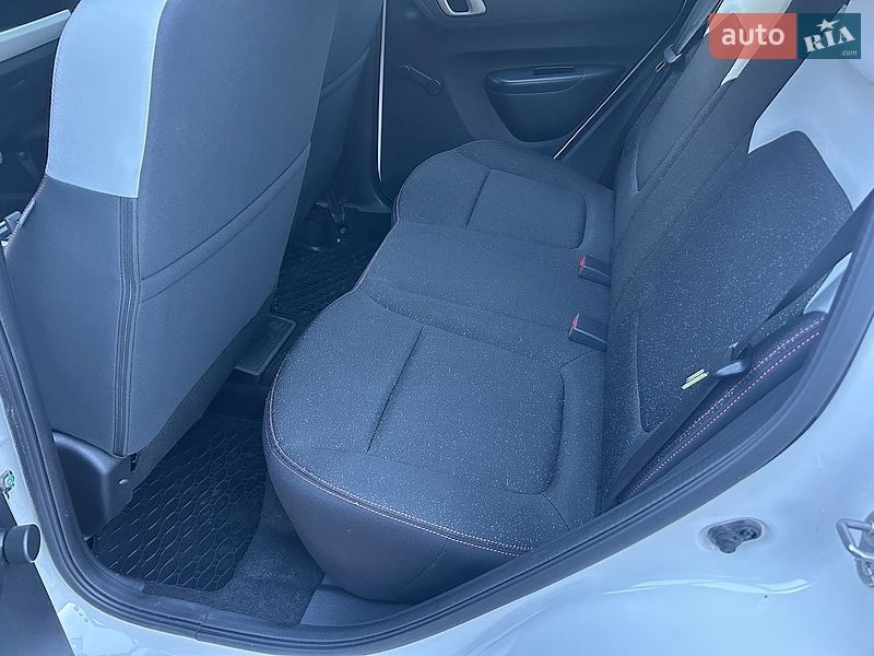 Внедорожник / Кроссовер Dacia Spring 2024 в Ровно
