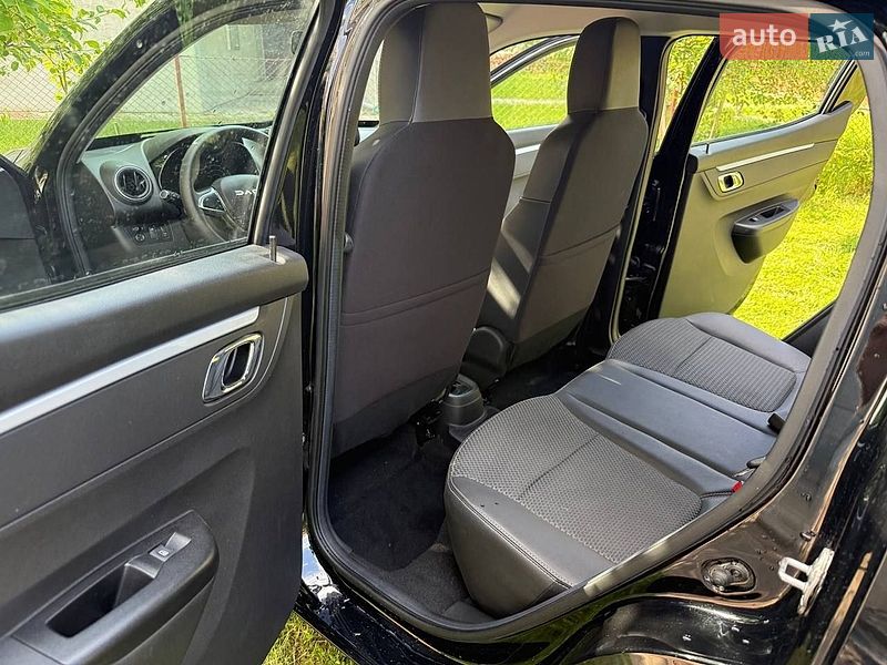 Внедорожник / Кроссовер Dacia Spring 2023 в Бережанах