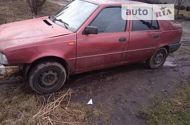 Хэтчбек Dacia SuperNova 2002 в 