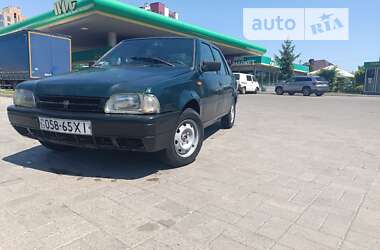 Седан Dacia SuperNova 2001 в Луцьку