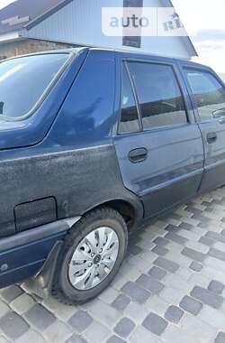 Седан Dacia SuperNova 2002 в Черкасах