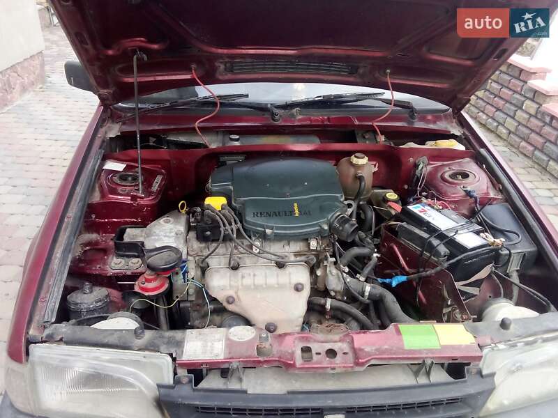 Седан Dacia SuperNova 2003 в Тернополе