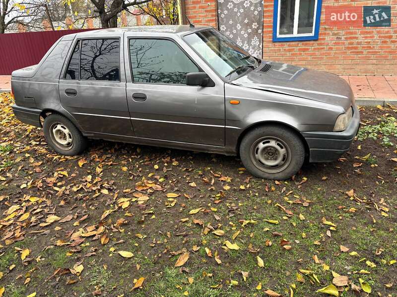 Dacia SuperNova 2003