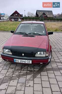 Седан Dacia SuperNova 2003 в Бурштыне