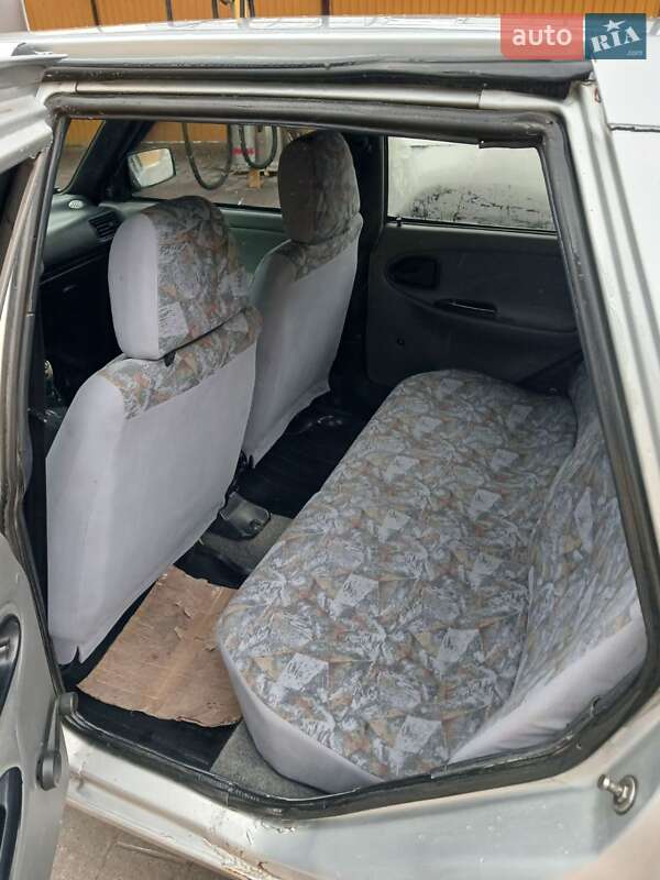 Седан Dacia SuperNova 2002 в Тернополі