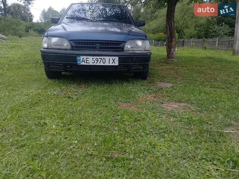 Седан Dacia SuperNova 2003 в Судовой Вишне