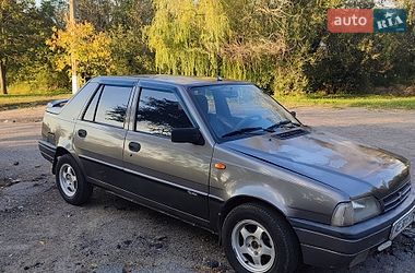 Седан Dacia SuperNova 2001 в Днепре