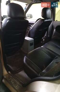Позашляховик / Кросовер Dadi Shuttle 2006 в 