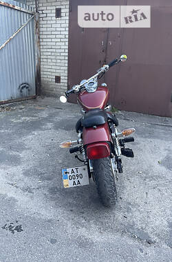 Мотоцикл Круизер Daelim VT 2000 в 